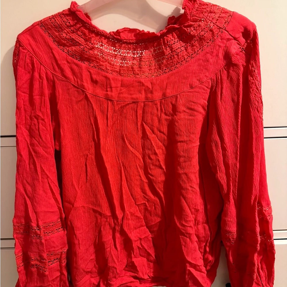 Per Una Vibrant Red Blouse with Lace Accents